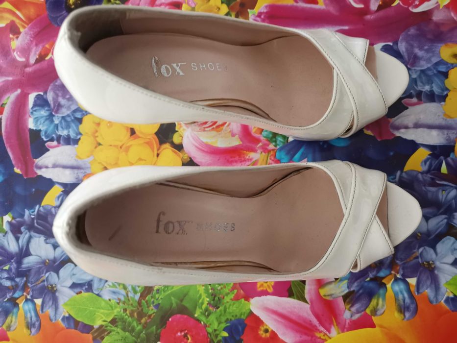 Нови запазени обувки