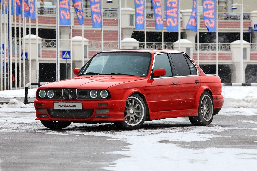 Bimabunch bagged BMW E30-M40 www.gettinlow.com gettinlow Indonesia Flickr