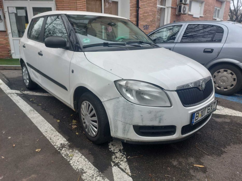 Skoda Fabia 2010 benzina