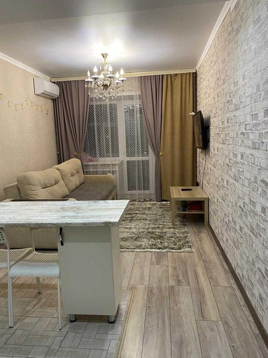 Продается евро 3 комн Саина,36а