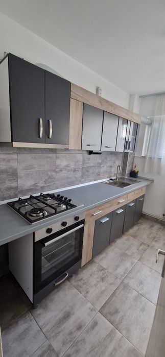 Apartament de închiriat