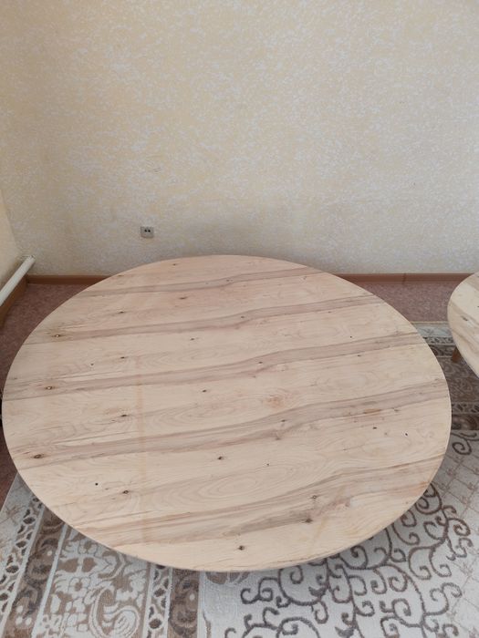 Продом большой стол