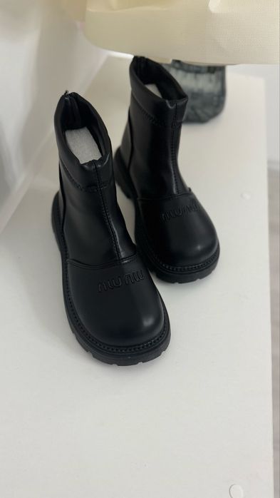 Ботинки стильные