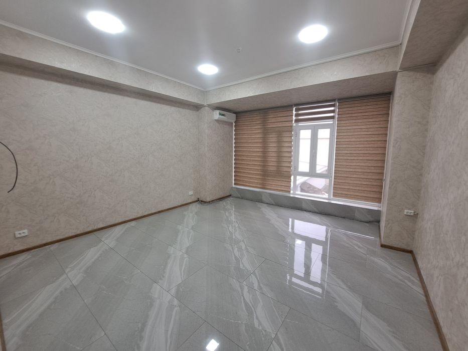 Аренда Вдоль дороги Под офис Шастри