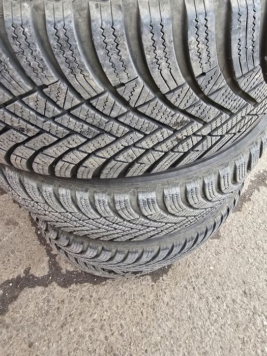 Зимни гуми Hankook 225 50 17