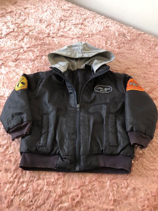 Детско зимно яке с качулка Calvin Klein Jeans