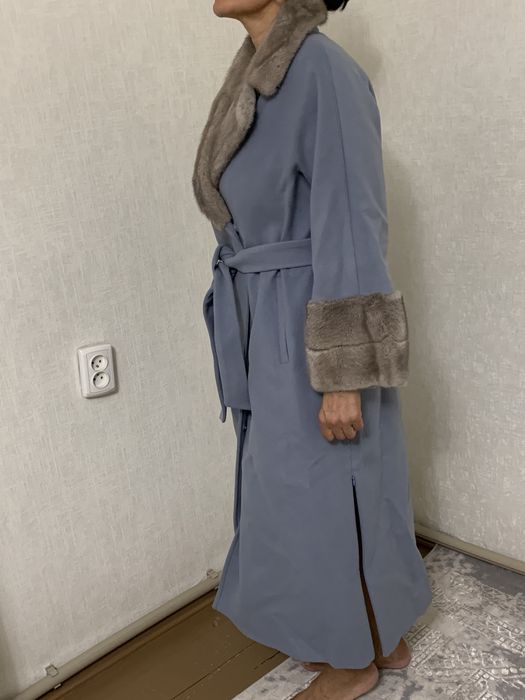 Пальто  с натуральным мехом