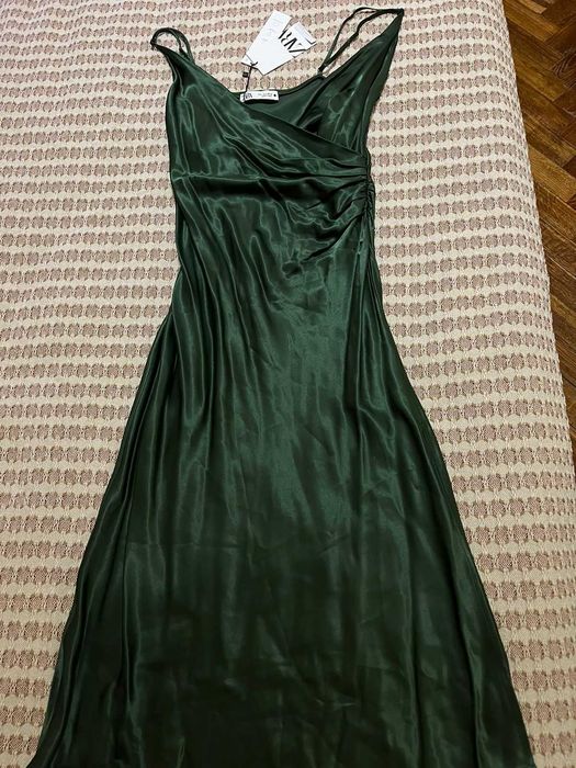 Женские  качественные платья.