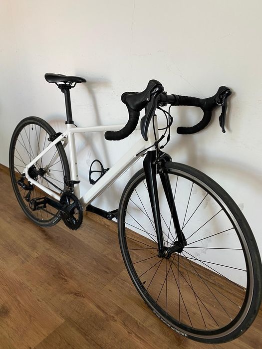 Bicicleta sosea Triban EDR Easy Alb
