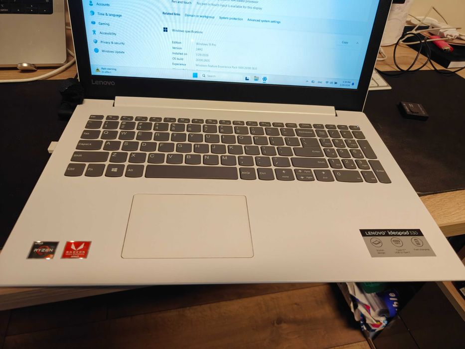Lenovo IdeaPad 330-15ARR | Ryzen 3 | 8GB RAM | Radeon Vega