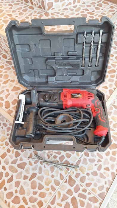 Vand ciocan rotopercutor