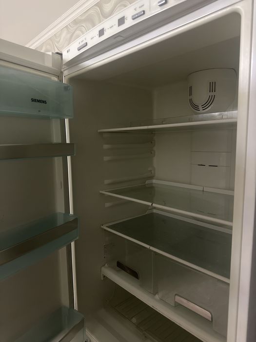 Холодильник Siemens