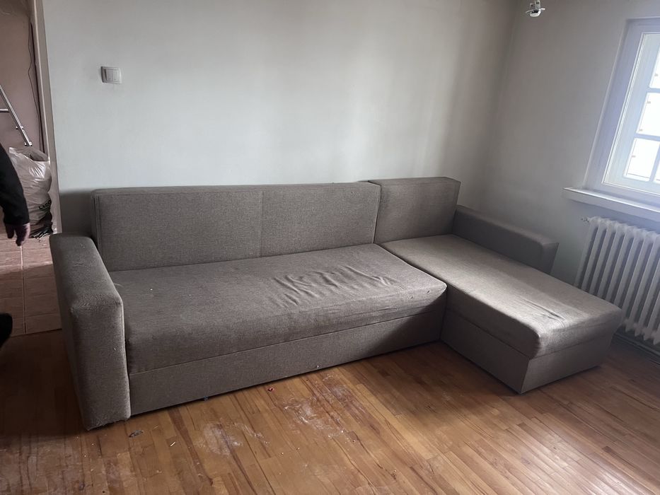 Vând doua canapele extensibile