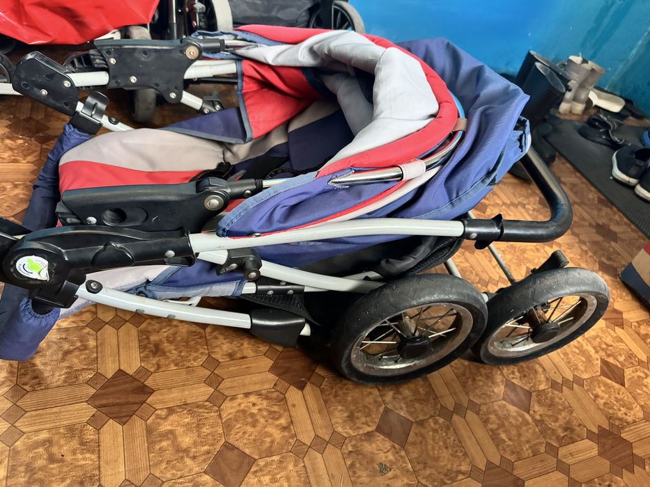 Продам коляску в хорошем состоянии