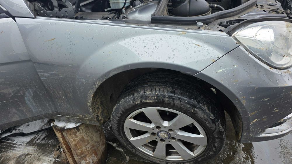 Aripa fata stanga dreapta Mercedes C Class W204 facelift C220 C250 C20