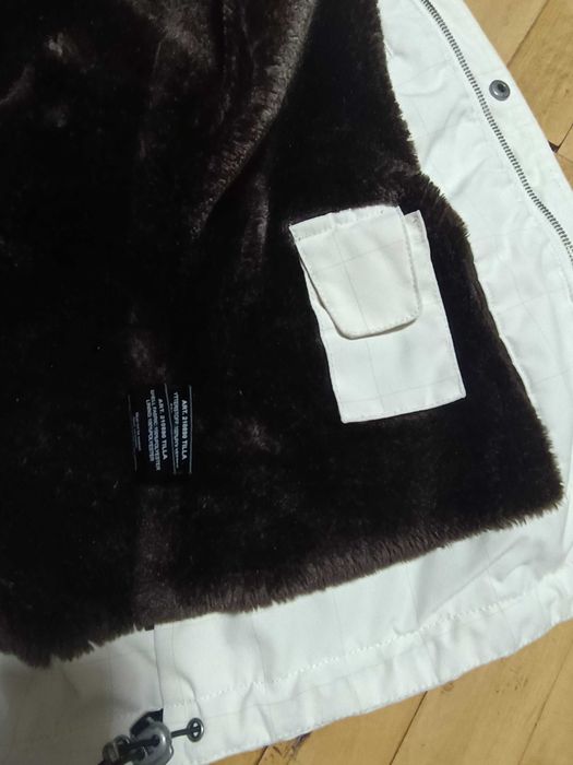 Дамско зимно яке