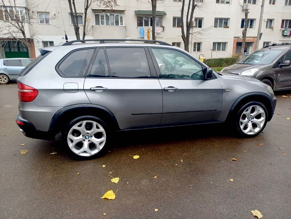 Vând BMW X5 2008