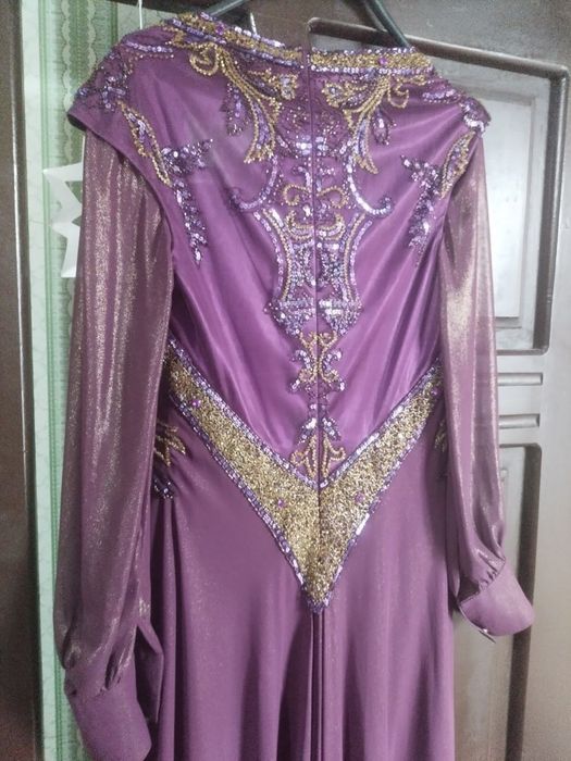 Sotlad 200 ming soʻm