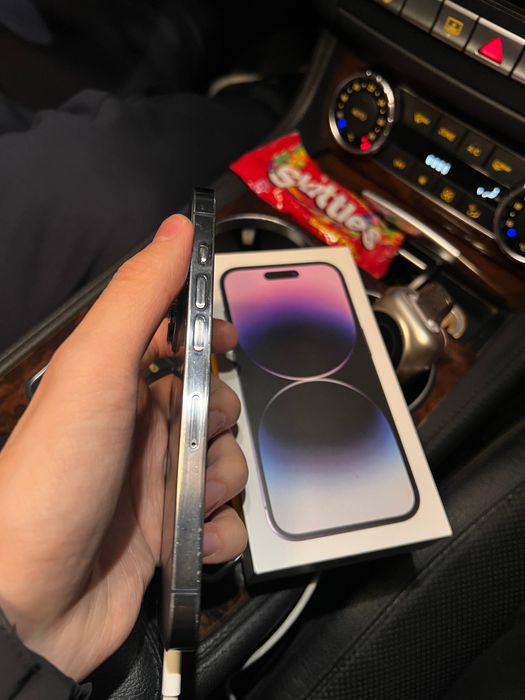 Продам айфон 14 про 256гб.Iphone 14 pro