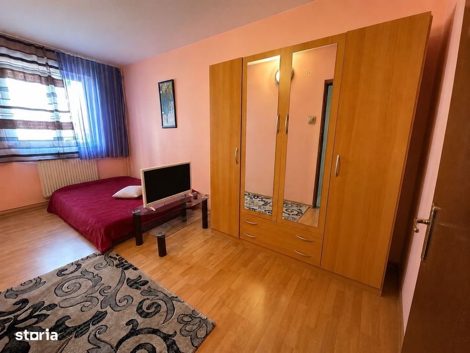 Apartament 3 camere decomandate | Astra | Etaj 1 | Zonă excelentă