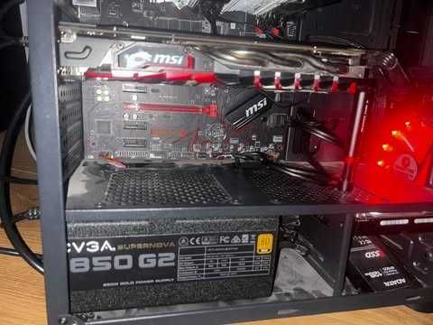 Геймърски компютър Ryzen 7 2700X, 24GB RAM, RX 580, SSD+HDD