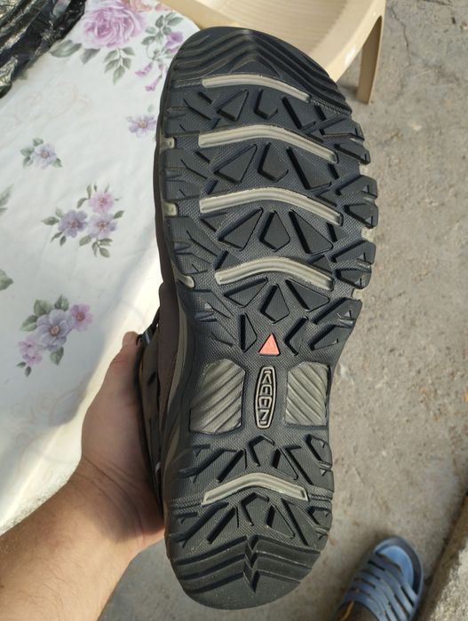 Боти Keen 49 номер
