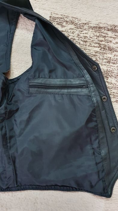 Vestă bărbătească din piele