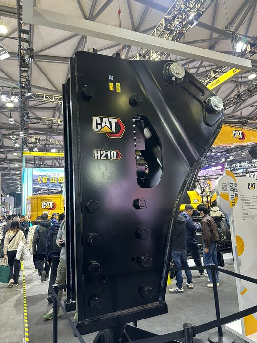 Гидромолоты для экскаваторов