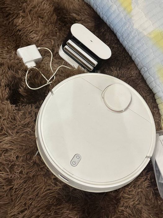 Продаю Робот-пылесос Xiaomi Robot Vacuum S12