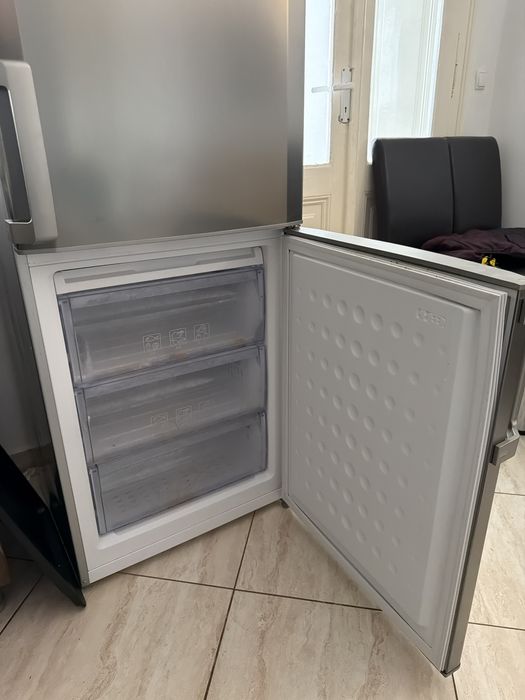 Combina frigorifica  Beko