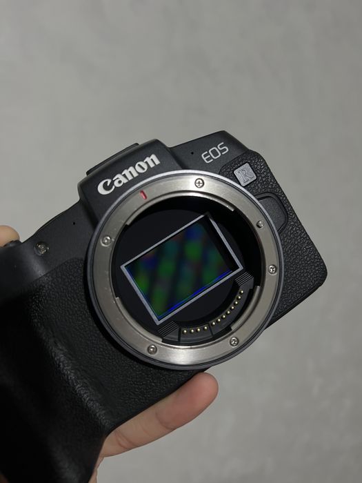 Продам Фотоаппарат Canon RP в хорошем состоянии