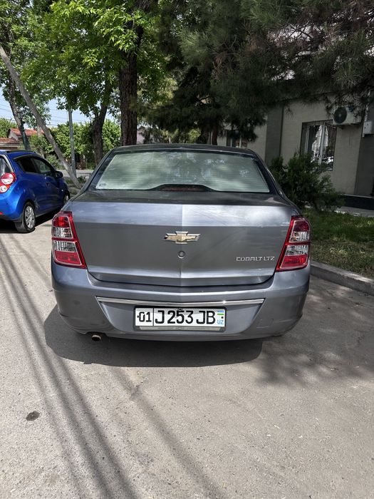 Chevrolet Cobalt 2020 — 3