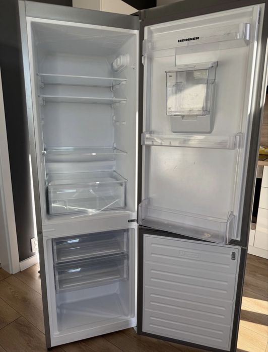 Frigider Heinner cu congelator
