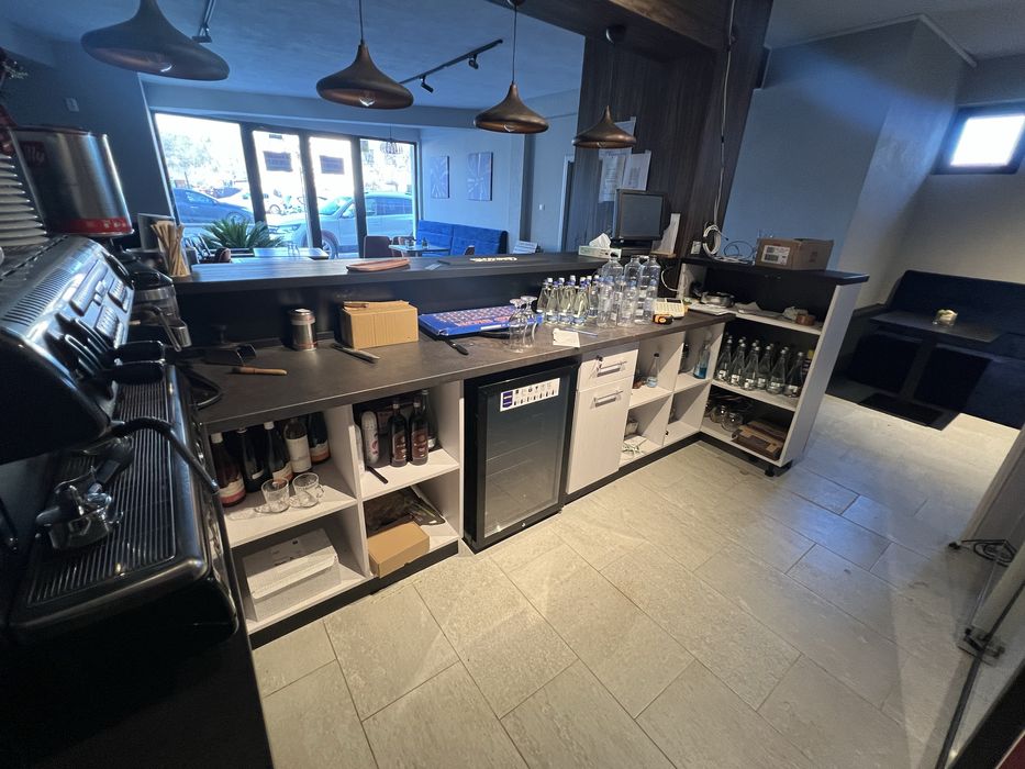 De vanzare mobilier cafenea/bar Horeca premium ca nou !!!