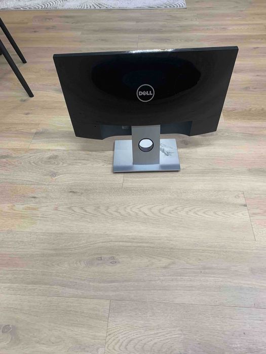 Монитор DELL 24 инча