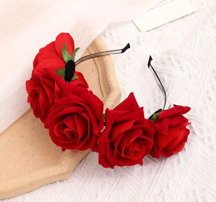 Bentita cu flori mari