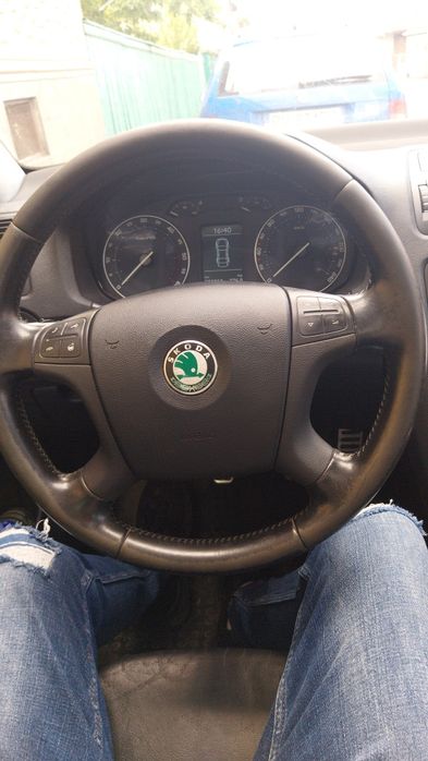 SKODA Octavia 2009 — imagine 2