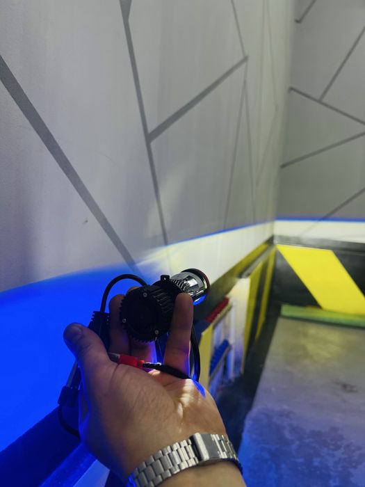 Y7D Led H4 kok oq yonadigan