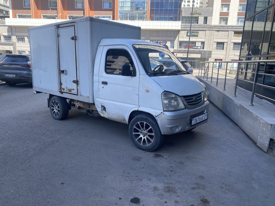 Автомобиль faw 1024