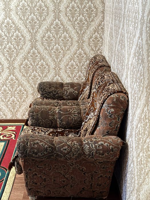 Кресло для гостиной