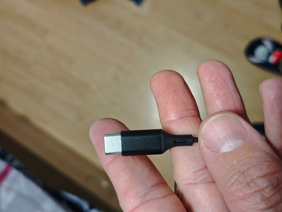 Жични Слушалки порт ц