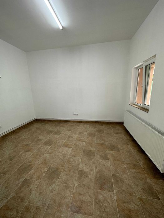 Spatiu Comercial, Birou, Spatiu de Depozitare etc.