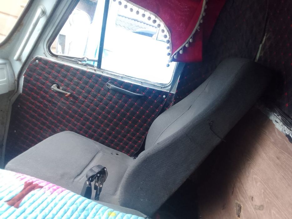 Уаз 3303 бортовой 2.7млн.