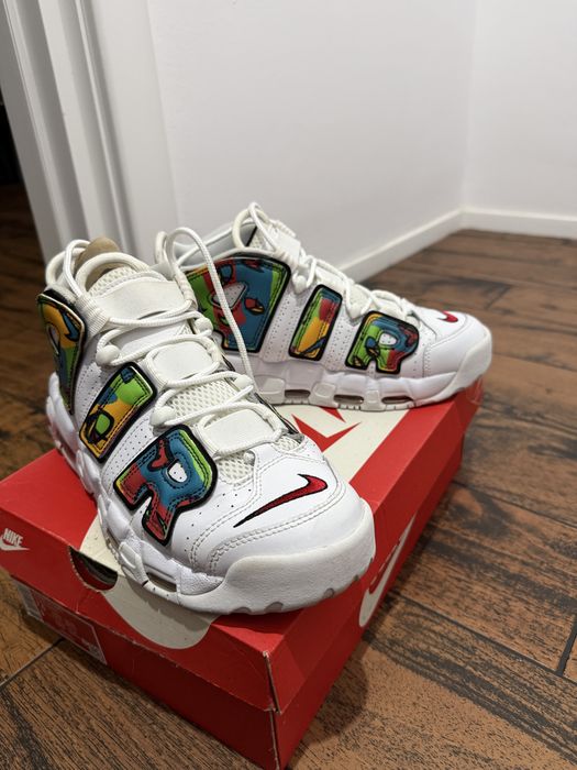 Vand Nike More Uptempo 96 peace love swoosh