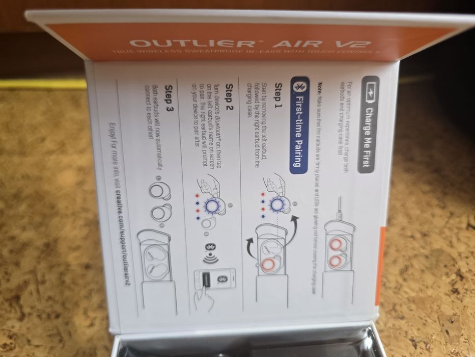Creative Outlier Bluetooth слушалки 

Air V2
