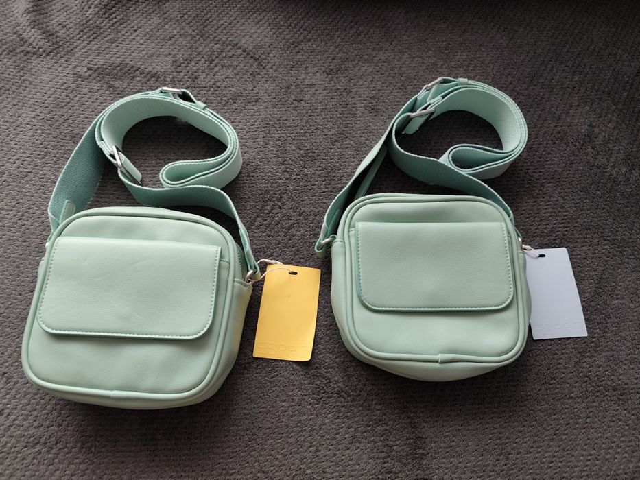 2 gentute identice, noi; pret/bucata