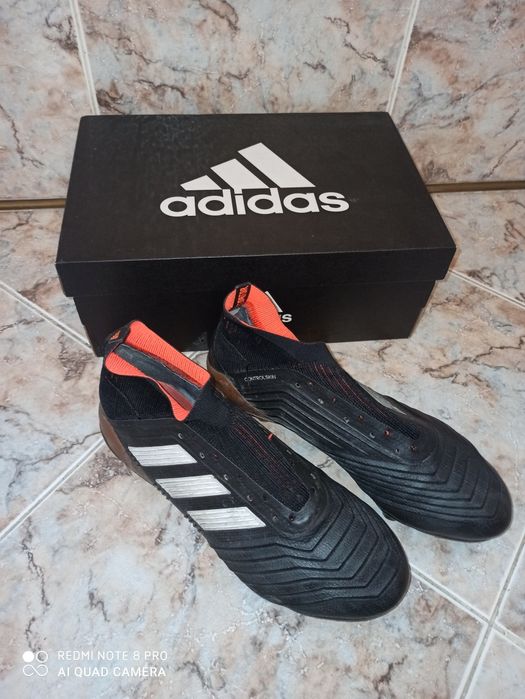 Футболни обувки(бутонки,калеври) Nike и Adidas! Нови! Промоция!