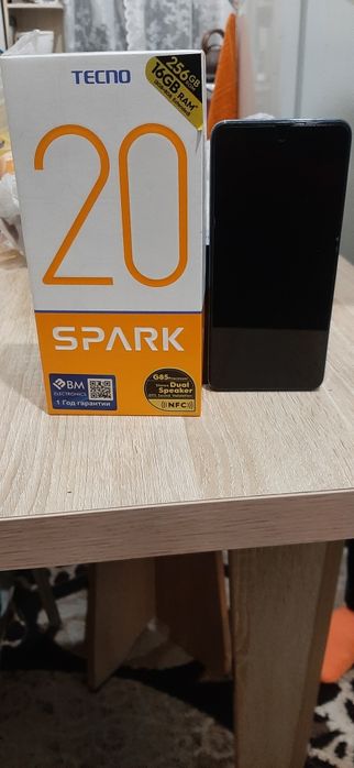 Продаётся смартфон Tecno