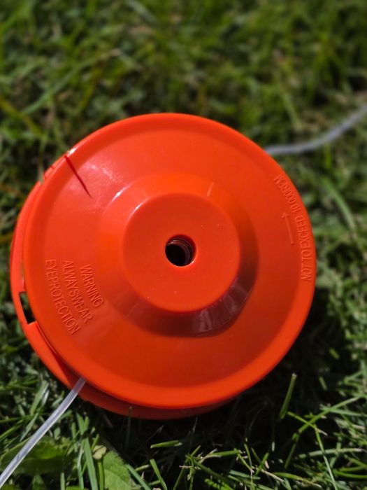 Глава с корда и предпазител за тример