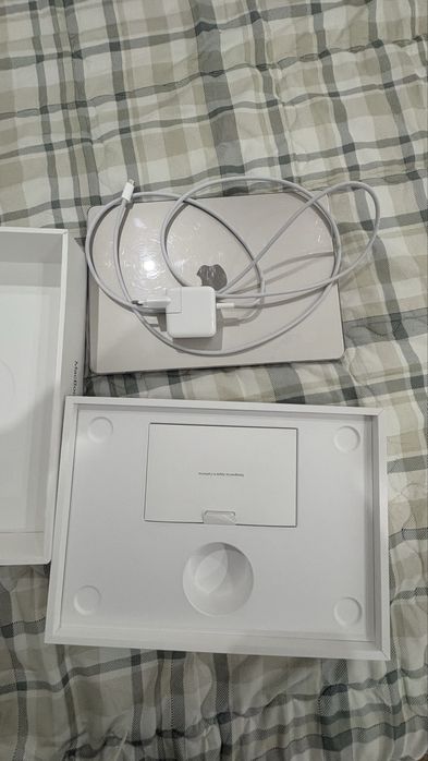 Apple MacBook Air 15″ M4 (2025)